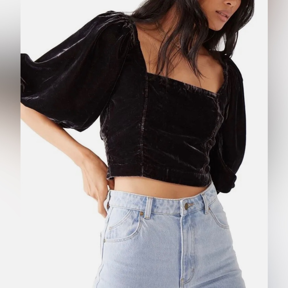 Free People - MARIE VELVET OPEN BACK TOP, Free People!